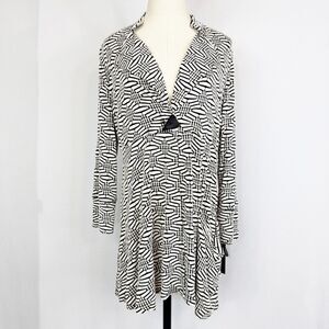 IC by Connie K | NWT | White Long Sleeve Black Striped | Tunic | Sz M